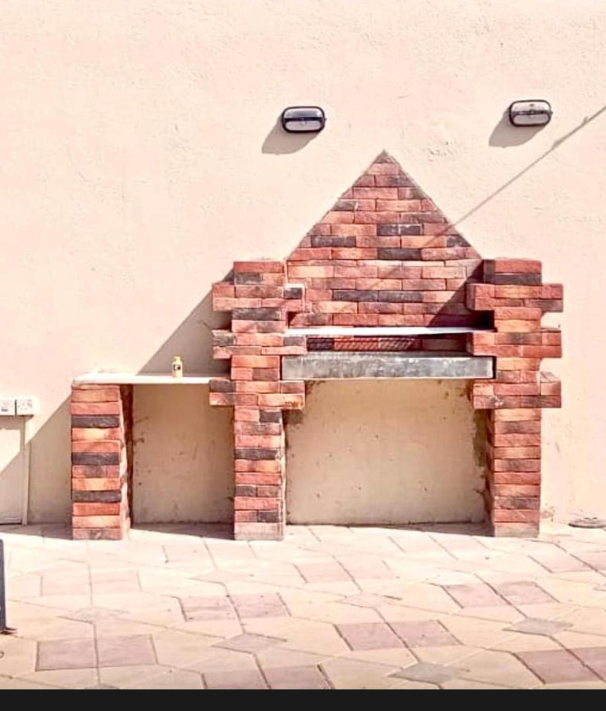 Mount Hut Dubai